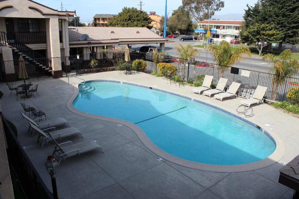 Super 8 By Wyndham Salinas Motel Kültér fotó
